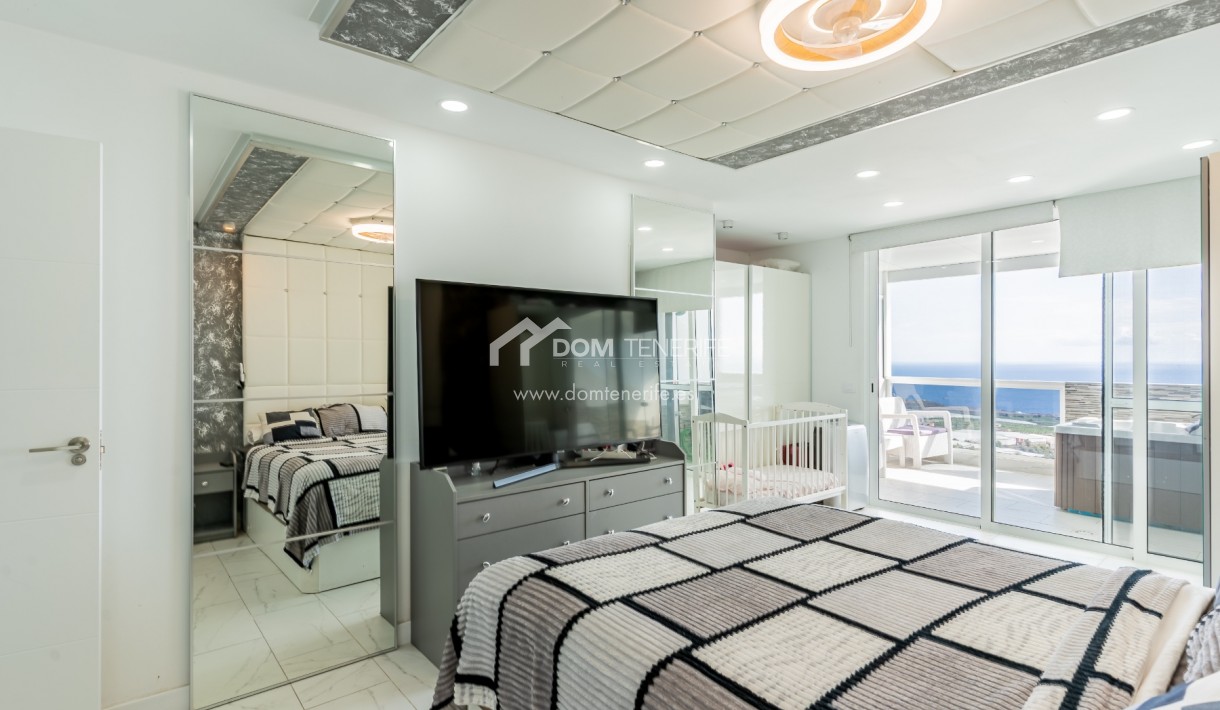 Sale - Townhouse -
Adeje - Los Menores