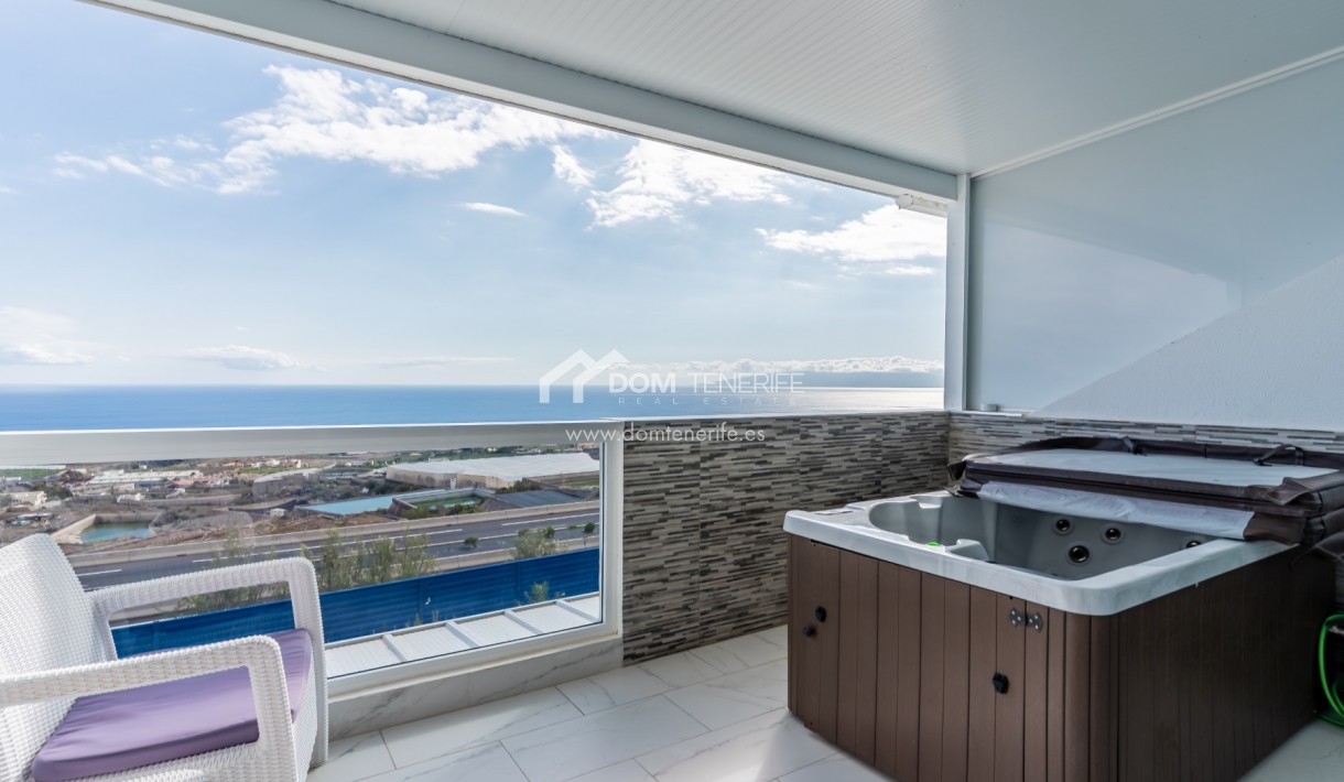 Sale - Townhouse -
Adeje - Los Menores