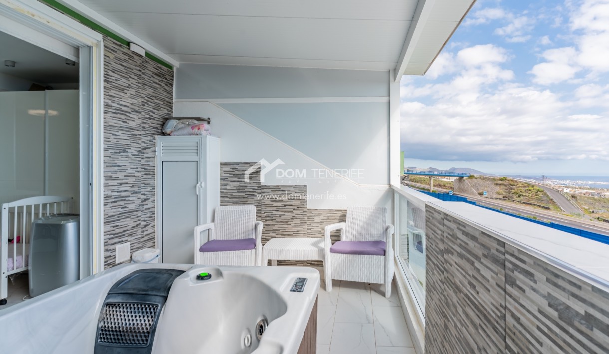 Sale - Townhouse -
Adeje - Los Menores