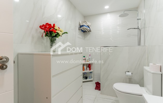 Sale - Townhouse -
Adeje - Los Menores