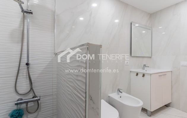 Sale - Townhouse -
Adeje - Los Menores