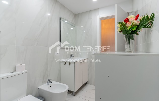 Sale - Townhouse -
Adeje - Los Menores