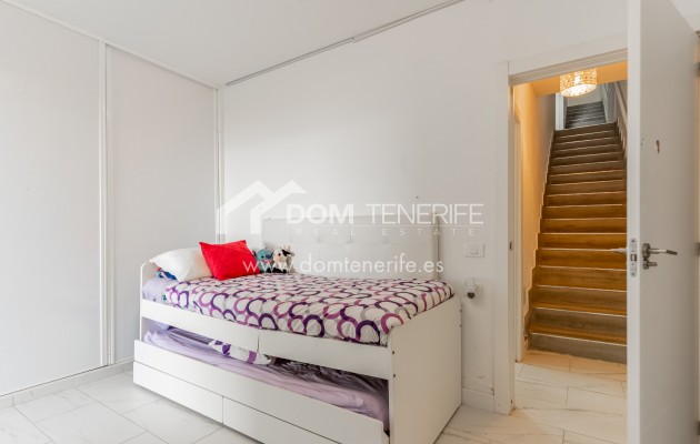 Sale - Townhouse -
Adeje - Los Menores