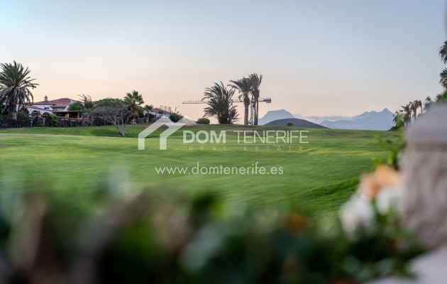 Sale - Villa -
San Miguel de Abona - Amarilla Golf
