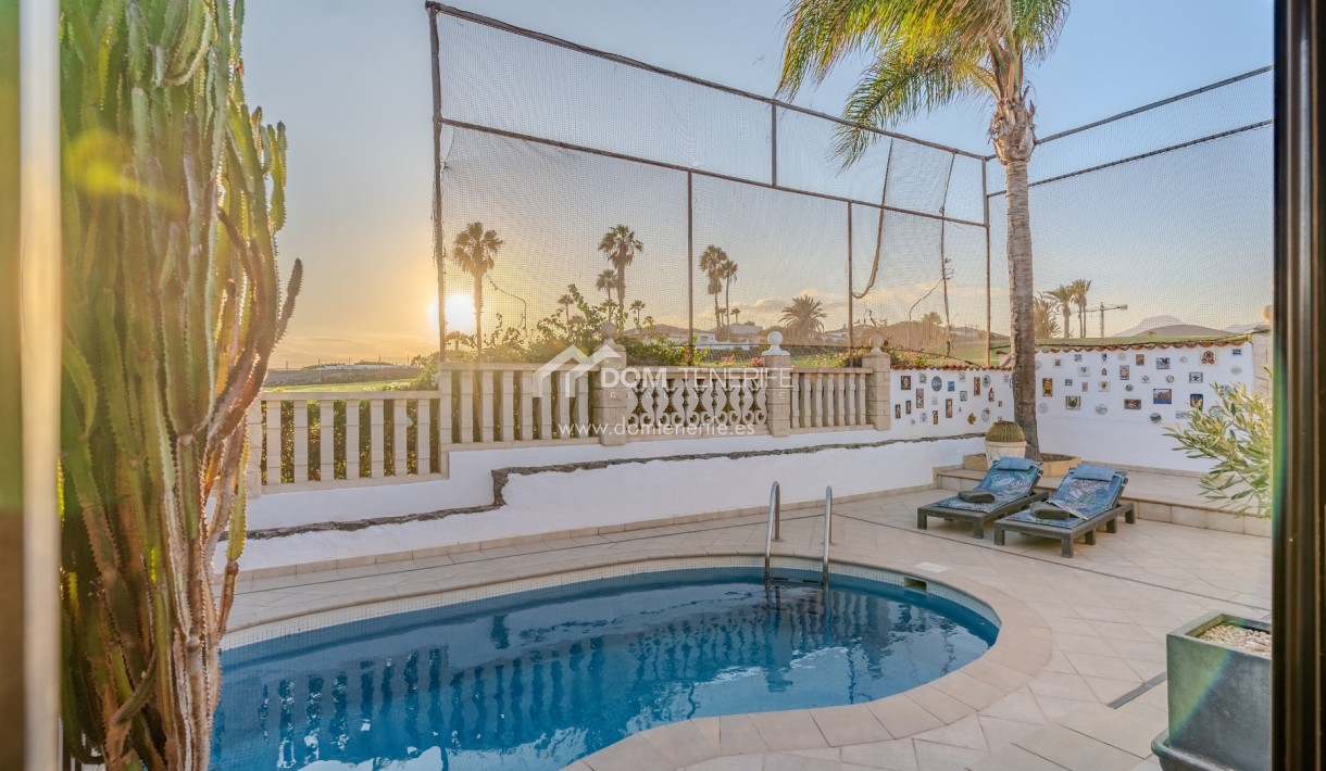 Sale - Villa -
San Miguel de Abona - Amarilla Golf