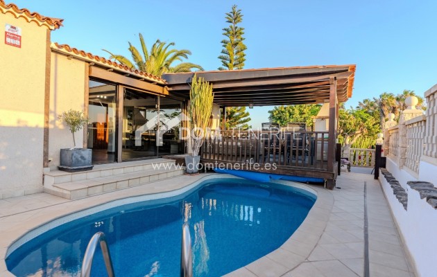 Sale - Villa -
San Miguel de Abona - Amarilla Golf