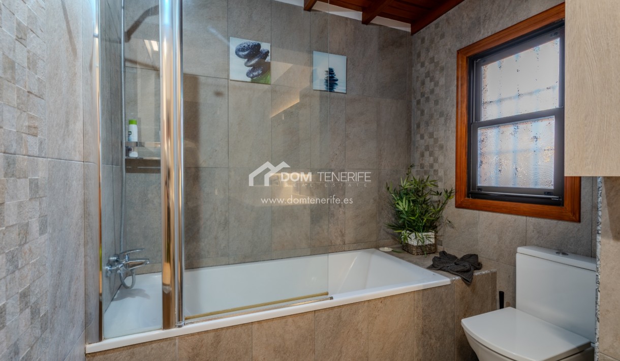 Sale - Villa -
San Miguel de Abona - Amarilla Golf