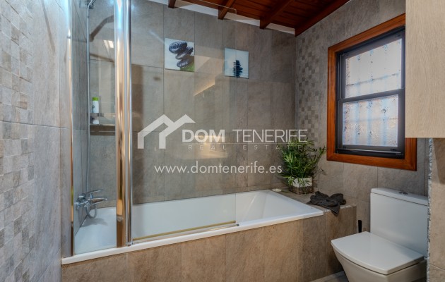 Sale - Villa -
San Miguel de Abona - Amarilla Golf