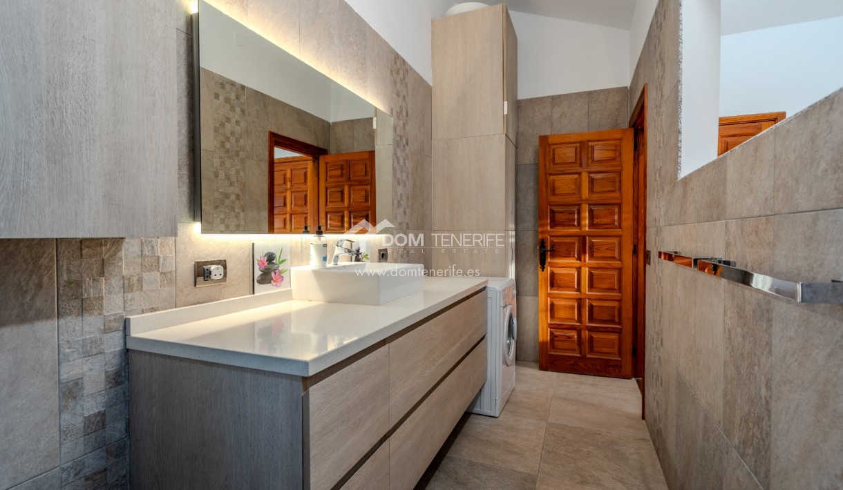 Sale - Villa -
San Miguel de Abona - Amarilla Golf
