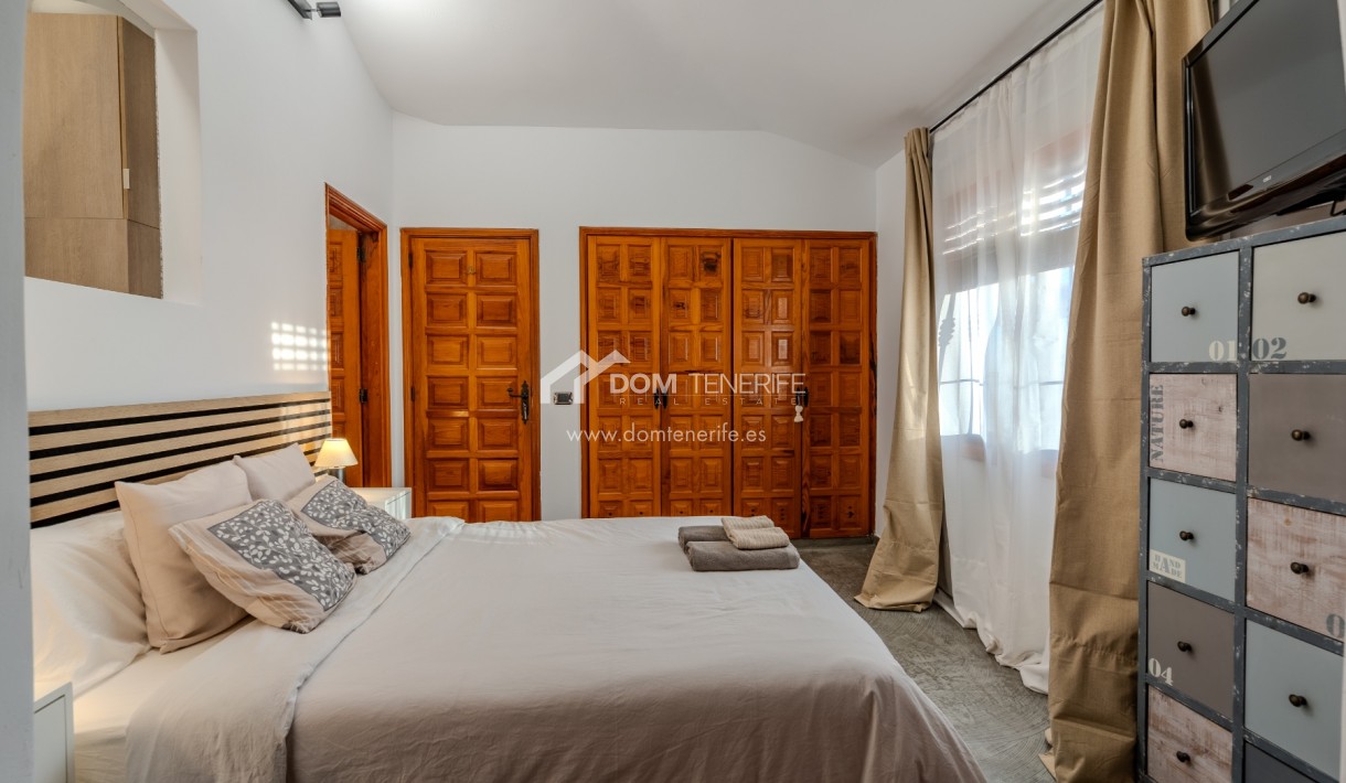 Sale - Villa -
San Miguel de Abona - Amarilla Golf