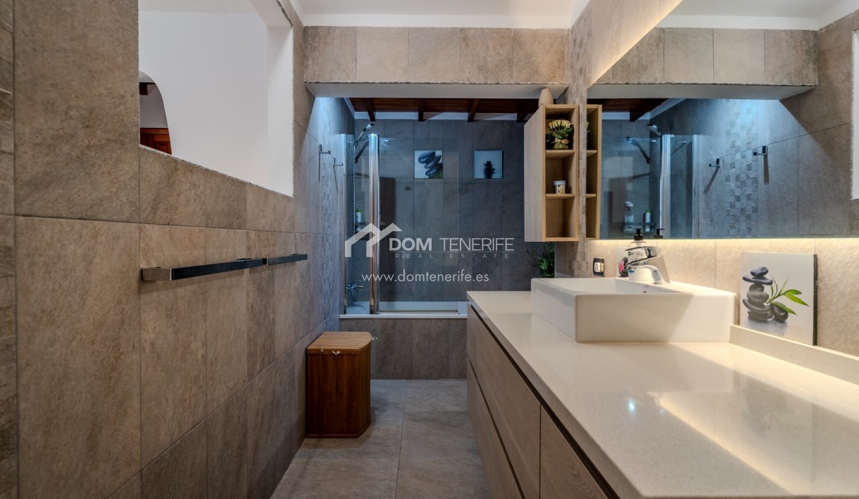 Sale - Villa -
San Miguel de Abona - Amarilla Golf