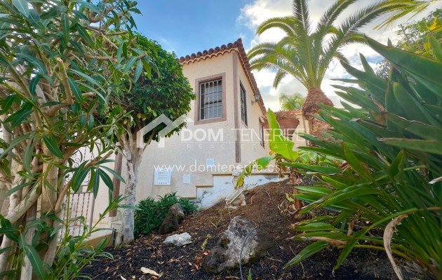 Sale - Villa -
San Miguel de Abona - Amarilla Golf