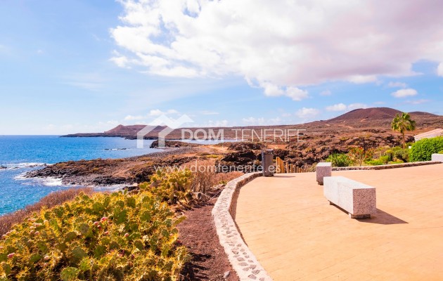 Sale - Villa -
San Miguel de Abona - Amarilla Golf