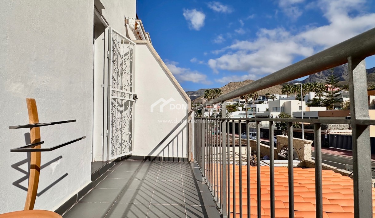Alquiler a largo plazo - Chalet adosado -
Adeje - El Madroñal