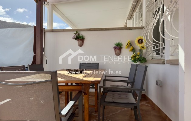 Alquiler a largo plazo - Chalet adosado -
Adeje - El Madroñal