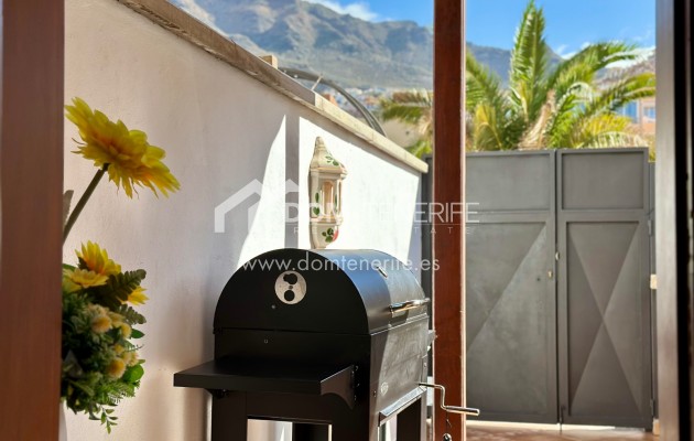 Alquiler a largo plazo - Chalet adosado -
Adeje - El Madroñal