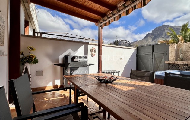 Alquiler a largo plazo - Chalet adosado -
Adeje - El Madroñal