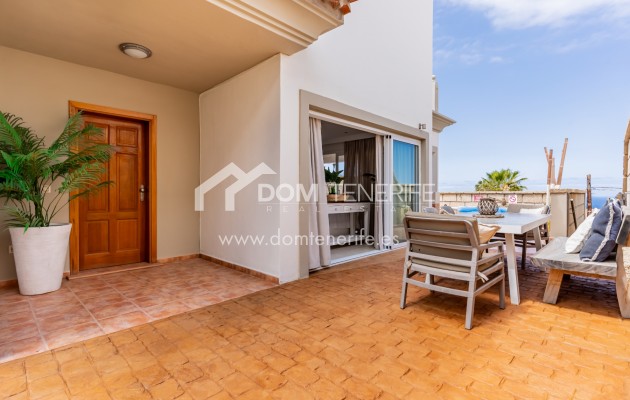 Sale - Semi-detached house -
Adeje - El Madroñal