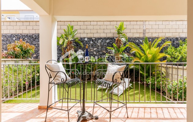 Sale - Semi-detached house -
Adeje - El Madroñal