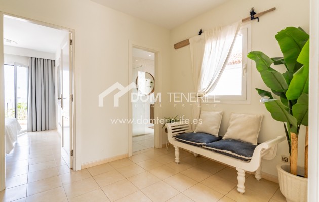 Sale - Semi-detached house -
Adeje - El Madroñal