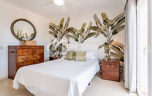 Sale - Semi-detached house -
Adeje - El Madroñal