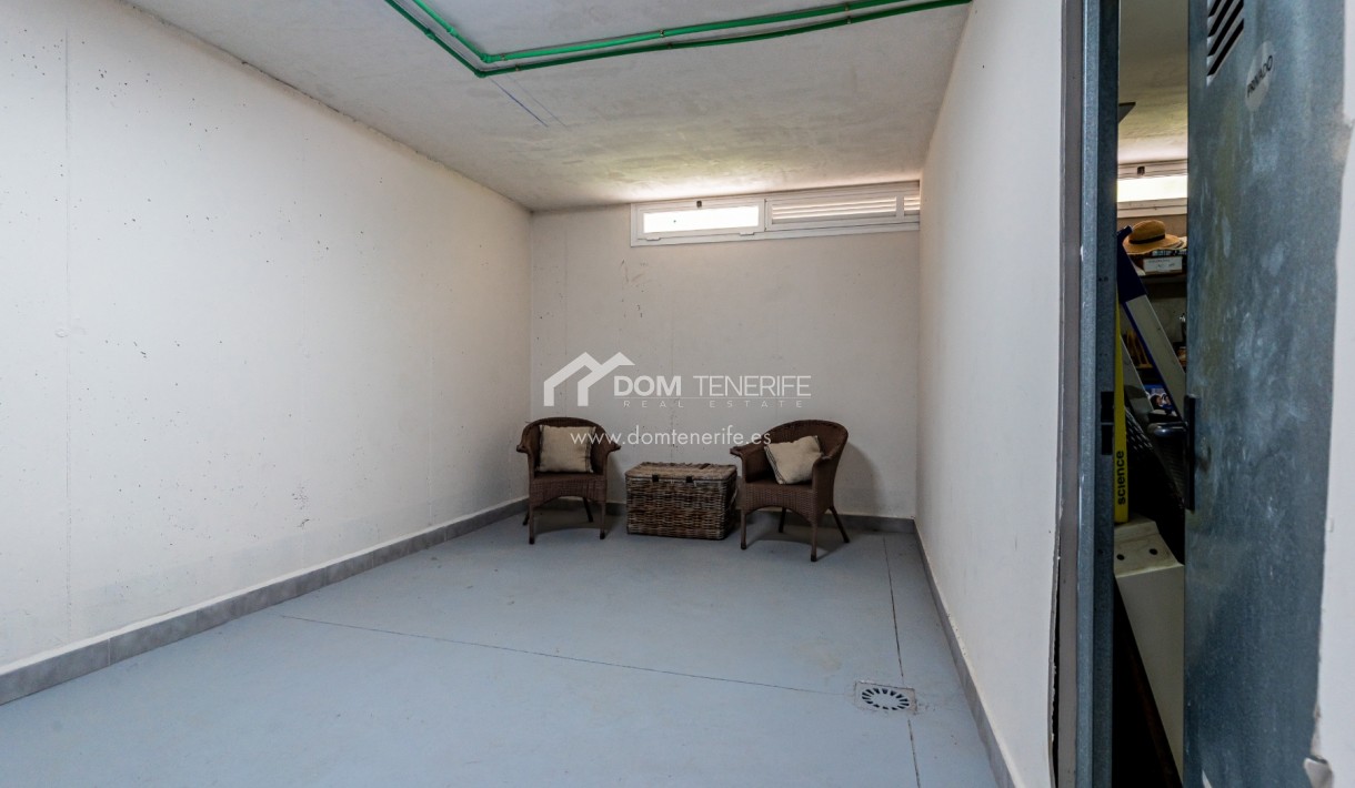Sale - Semi-detached house -
Adeje - El Madroñal