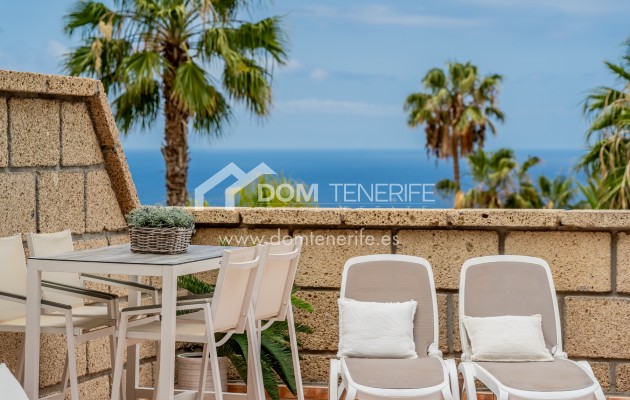 Sale - Semi-detached house -
Adeje - El Madroñal