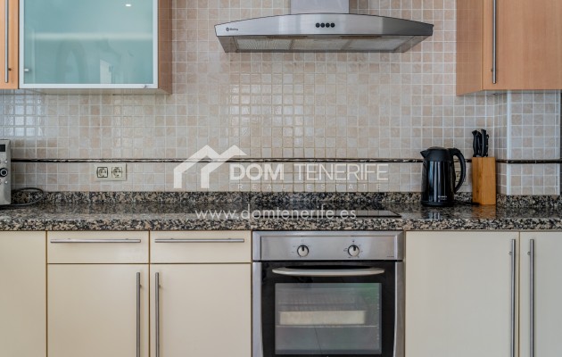 Sale - Semi-detached house -
Adeje - El Madroñal
