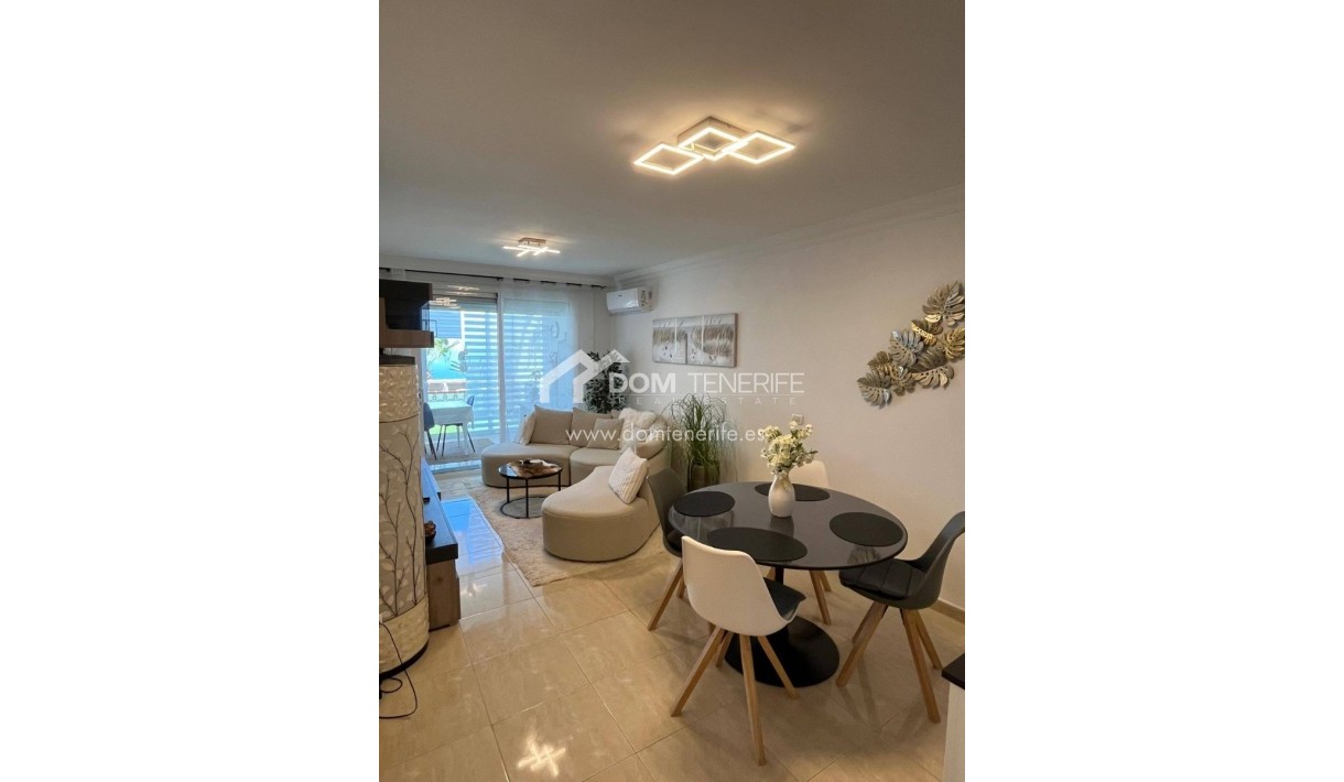 Wiederverkauf - Wohnung -
Adeje - Roque del Conde