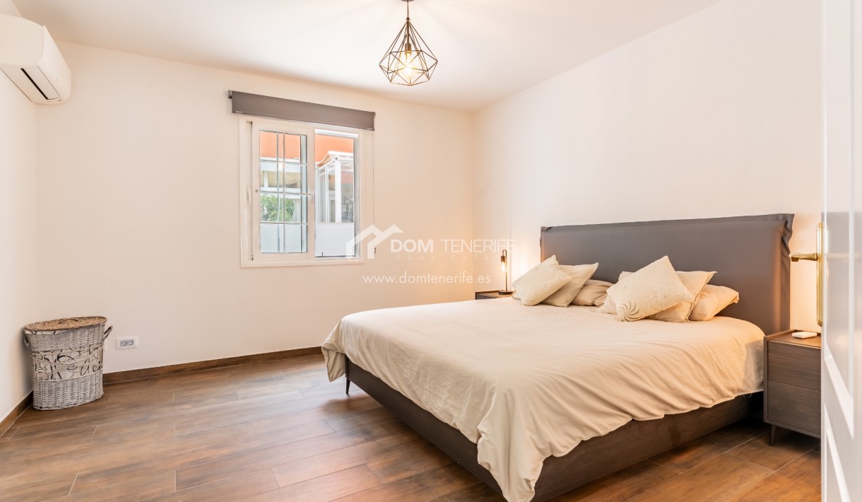 Venta - Chalet independiente -
Adeje - Callao Salvaje