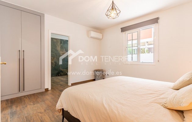 Venta - Chalet independiente -
Adeje - Callao Salvaje
