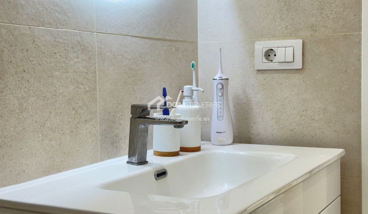 Sale - Apartment -
Adeje - El Madroñal