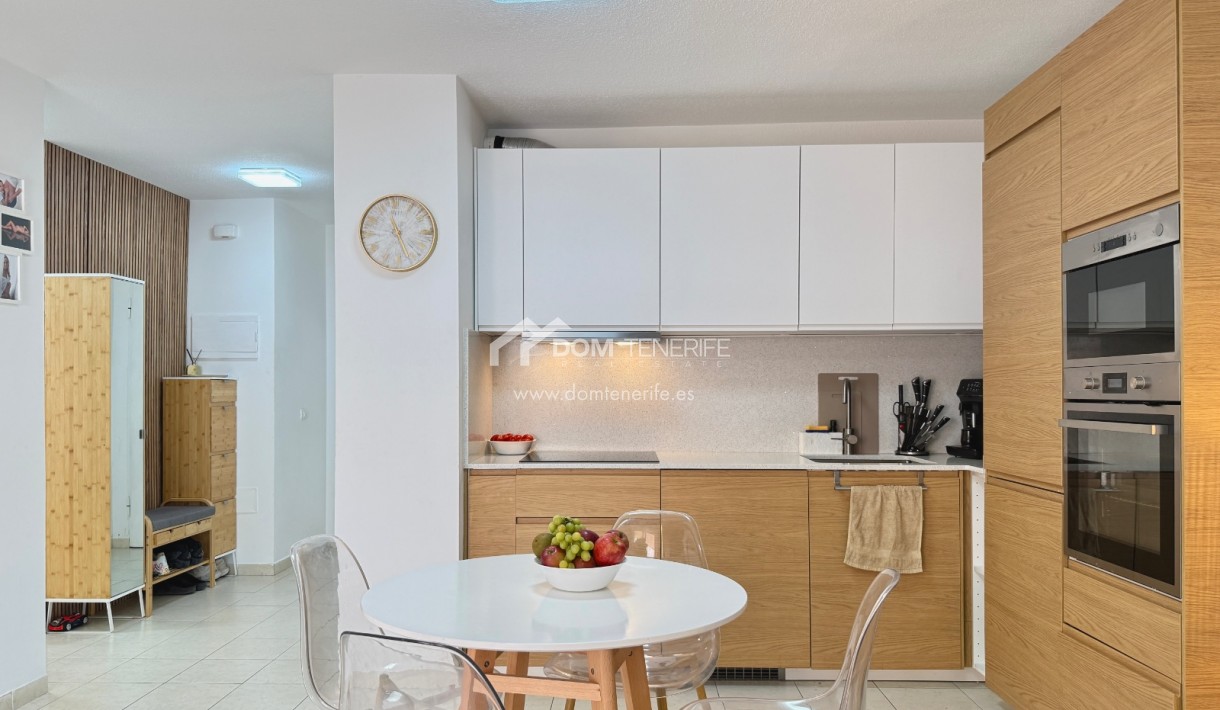 Sale - Apartment -
Adeje - El Madroñal