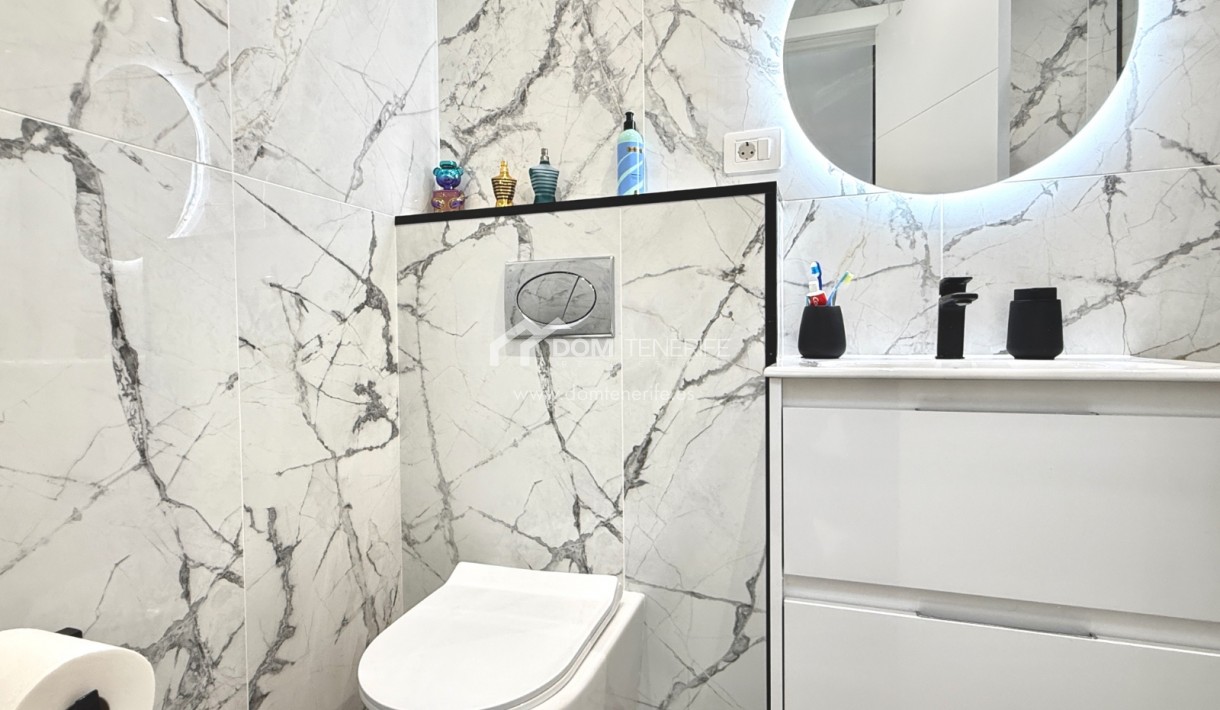 Sale - Apartment -
Adeje - El Madroñal