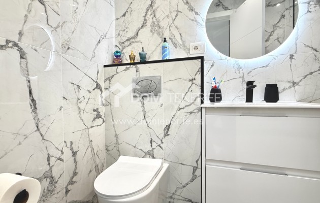 Sale - Apartment -
Adeje - El Madroñal