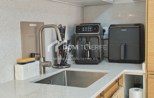 Sale - Apartment -
Adeje - El Madroñal