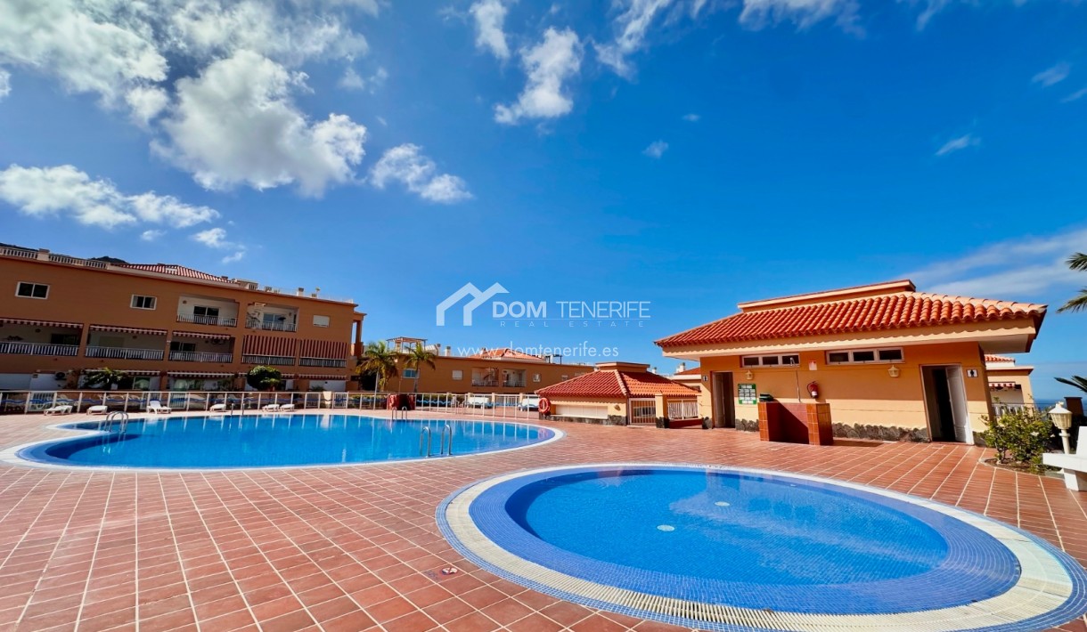 Sale - Apartment -
Adeje - El Madroñal