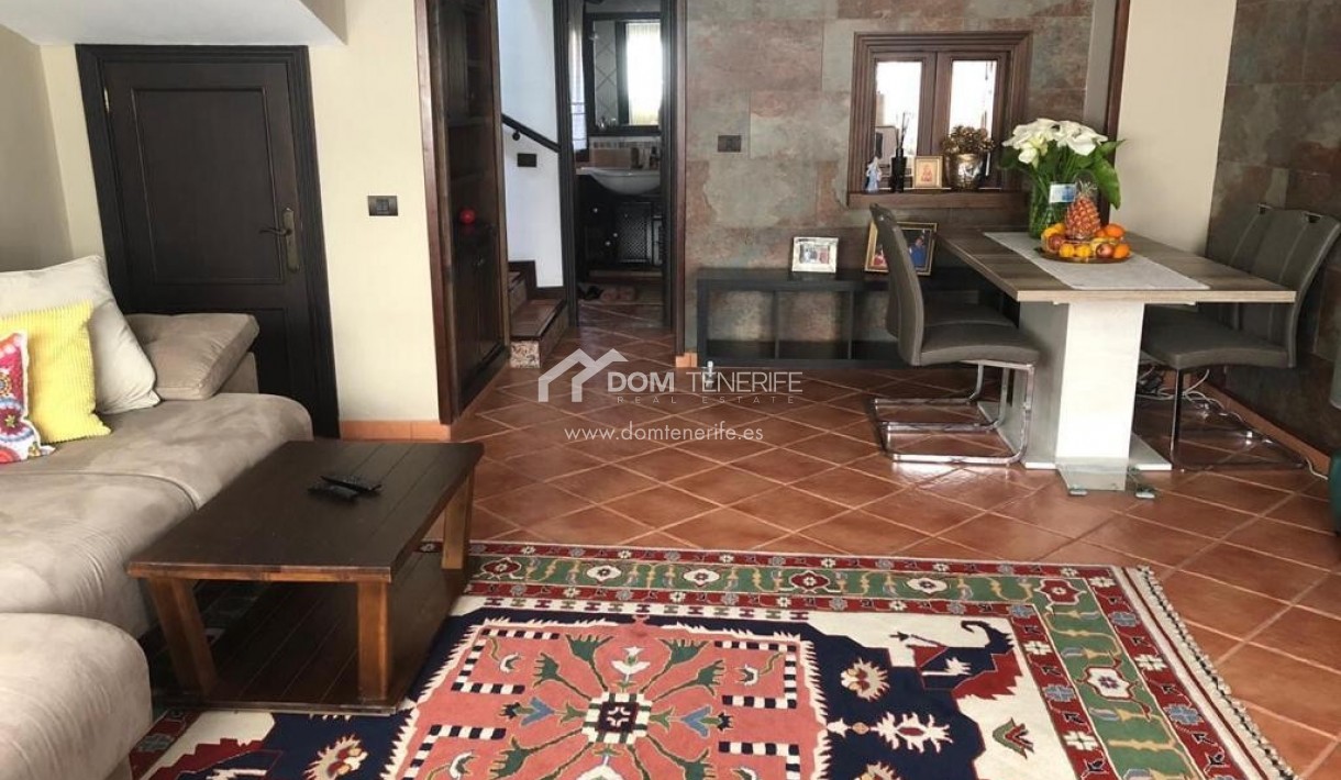 Long term rent - Townhouse -
Guía de Isora  - Alcalá