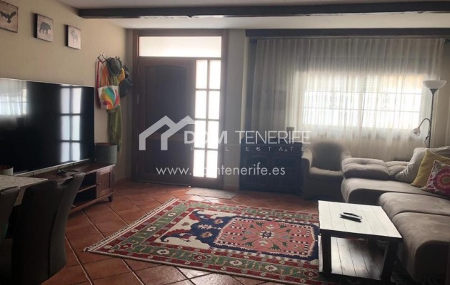 Long term rent - Townhouse -
Guía de Isora  - Alcalá