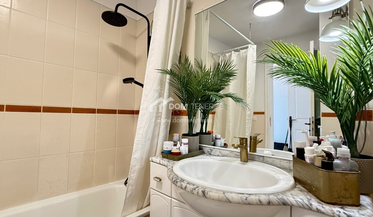 Sale - Apartment -
Arona - Chayofa