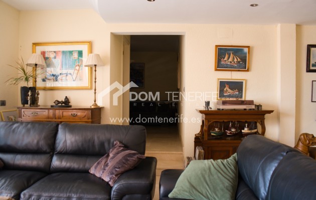 Revente - Maison de ville -
Adeje - Roque del Conde