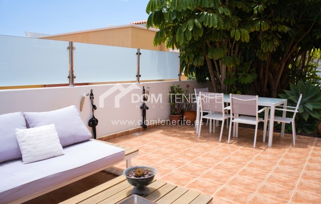 Revente - Maison de ville -
Adeje - Roque del Conde