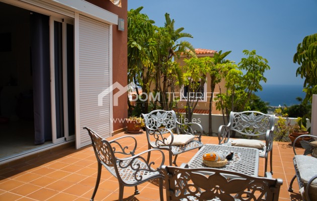 Revente - Maison de ville -
Adeje - Roque del Conde