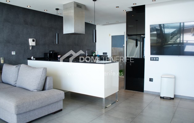 Revente - Villa -
Adeje - San Eugenio Alto