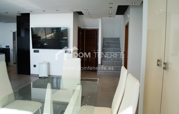 Revente - Villa -
Adeje - San Eugenio Alto
