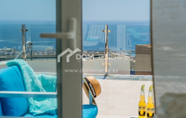 Short term rent - Semi-detached house -
Adeje - San Eugenio Alto
