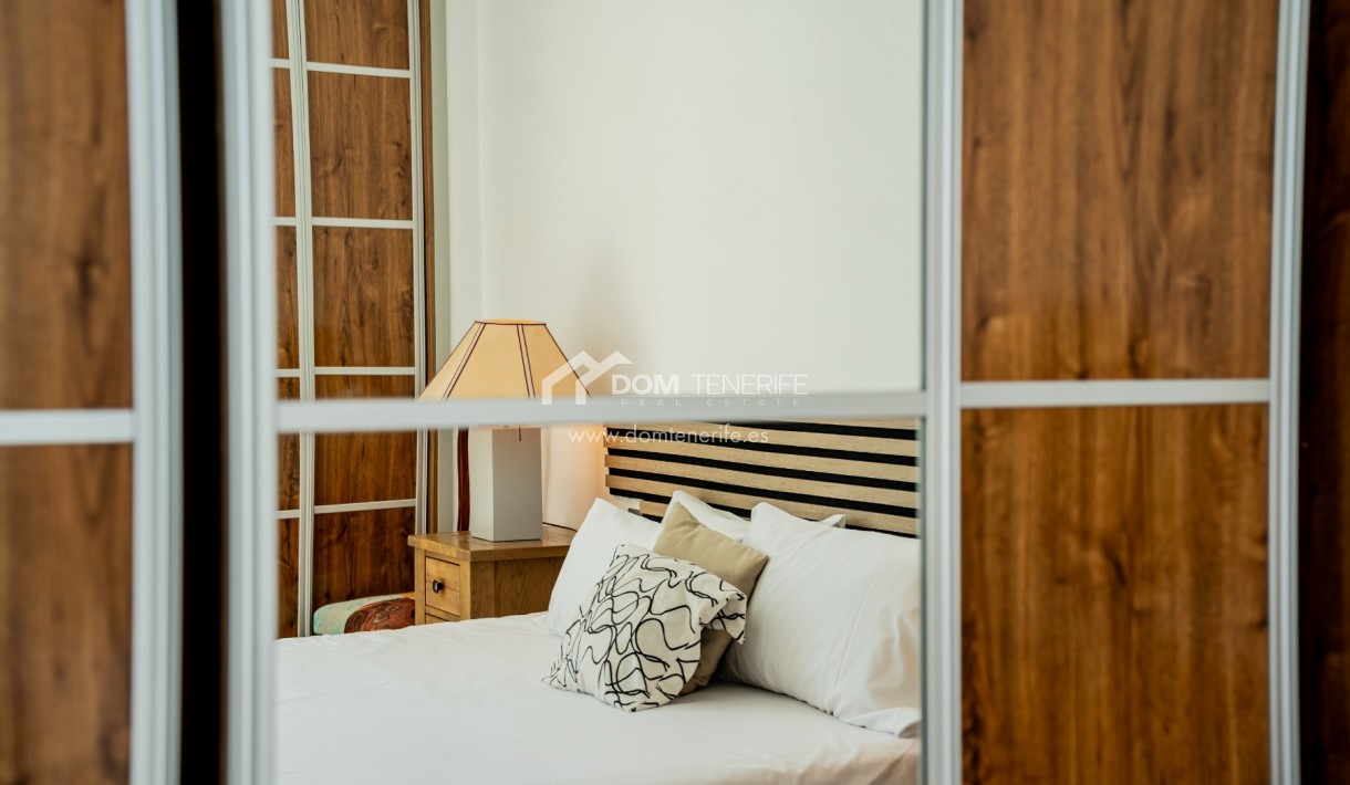 Short term rent - Semi-detached house -
Adeje - San Eugenio Alto