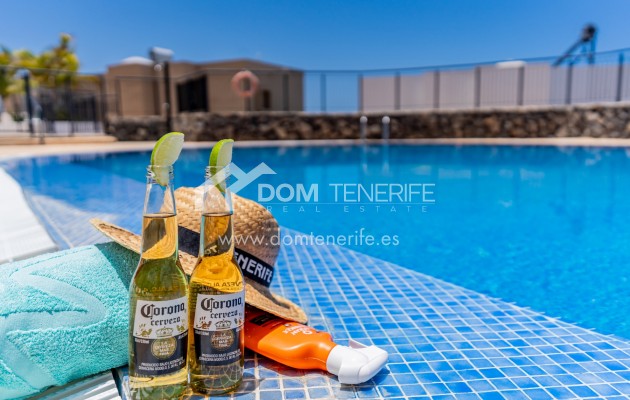 Short term rent - Semi-detached house -
Adeje - San Eugenio Alto