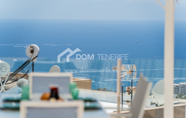 Short term rent - Semi-detached house -
Adeje - San Eugenio Alto