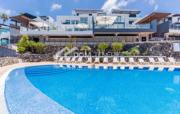 Kurzzeitmiete - Zweifamilienhaus -
Adeje - San Eugenio Alto